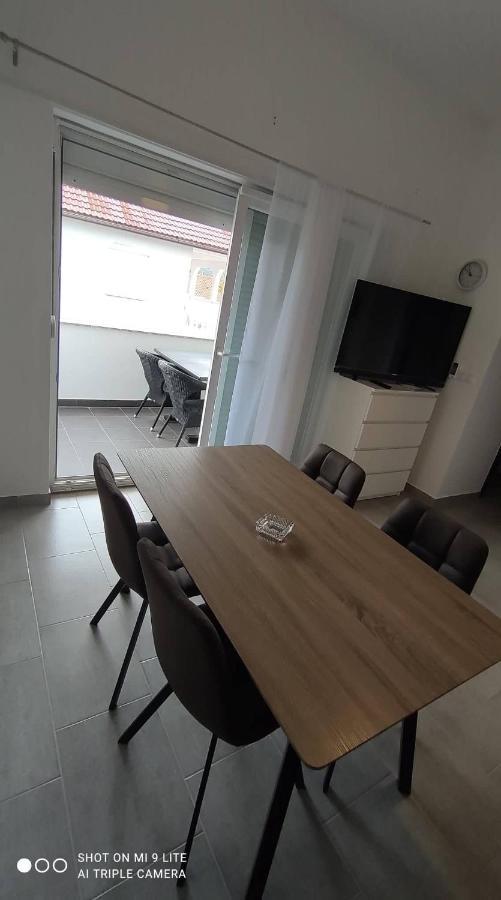 Apartmani Gavran Pirovac Dış mekan fotoğraf