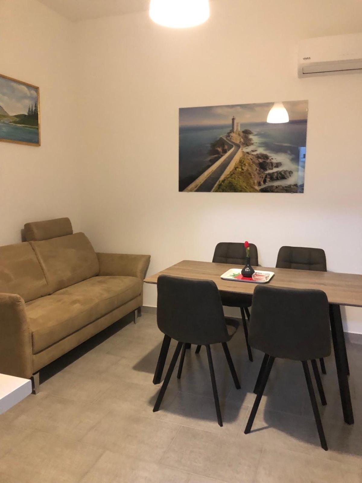 Apartmani Gavran Pirovac Dış mekan fotoğraf